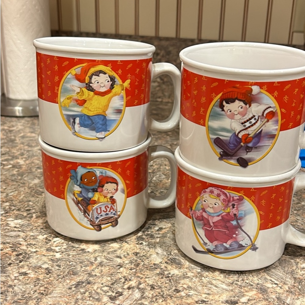 Campbell soup mugs, 2002